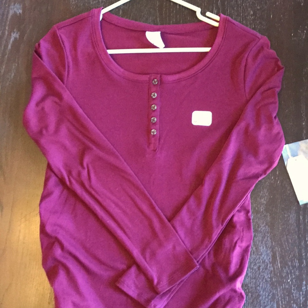 Maternity long sleeve! Never worn!